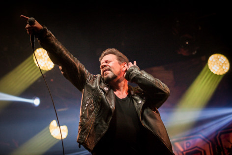 Pate ei kuule teitä! Kuva: Veera Konsti