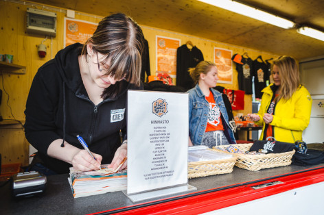 Rokkikontti on valmiina palvelemaan.