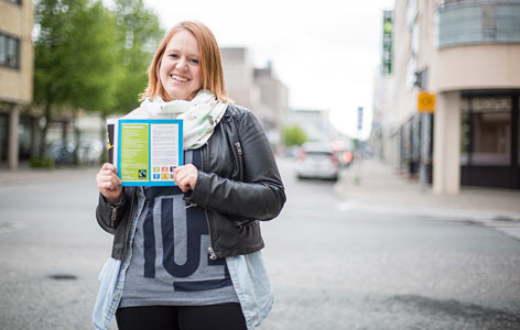 Kokki Niina Jaakkola suunnittelee Reilun brunssin.