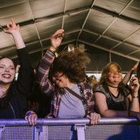 Juhlaa Bury Tomorrow keikalla. Kuva: Antti Pitkäjärvi