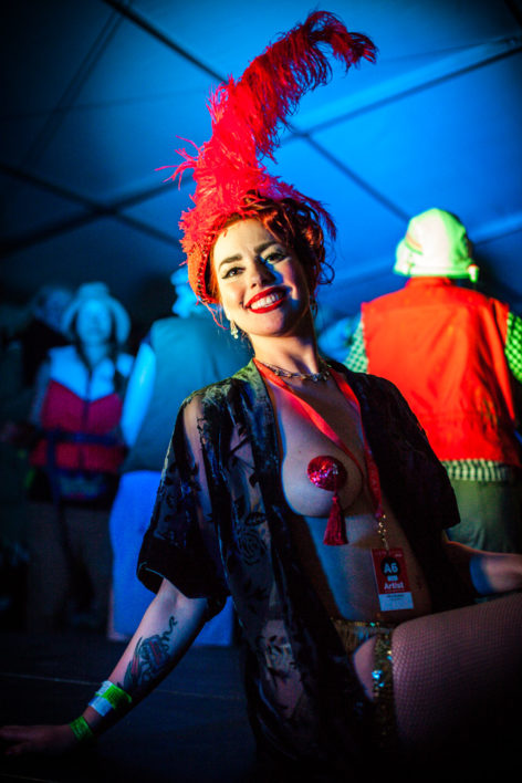 burleski_veera_konsti_01