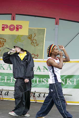 127_multicult_miracle_band